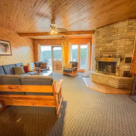 Ahmic Lake Resort Magnetawan Exterior photo