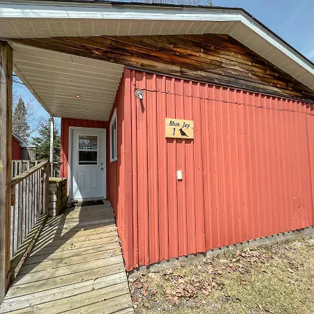 Ahmic Lake Resort Magnetawan Exterior photo